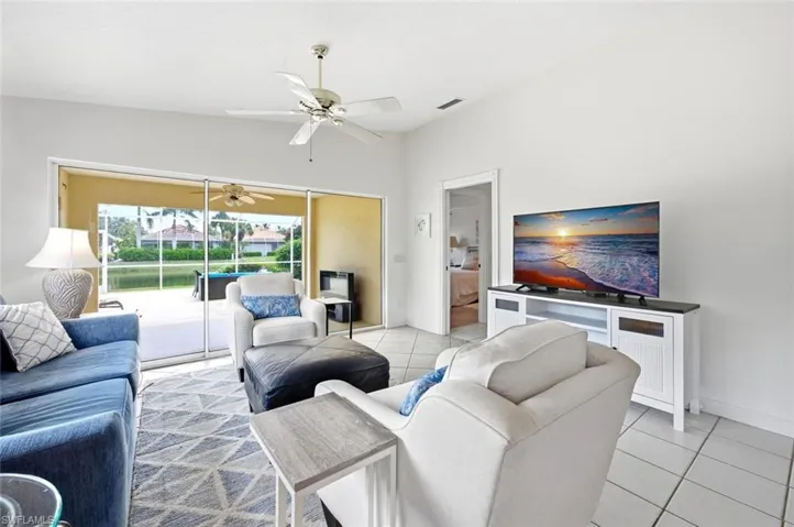 4062 Los Altos Ct, Naples, Florida 34109