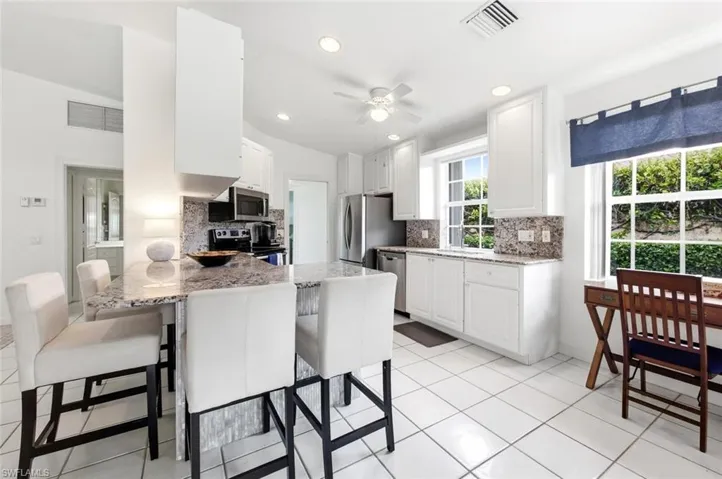 4062 Los Altos Ct, Naples, Florida 34109