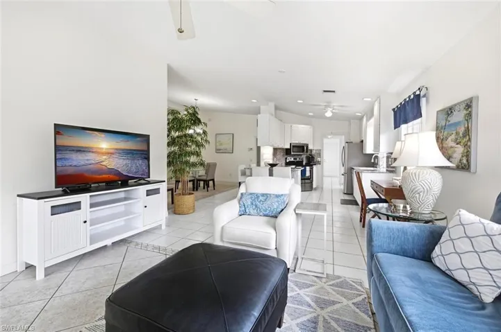 4062 Los Altos Ct, Naples, Florida 34109