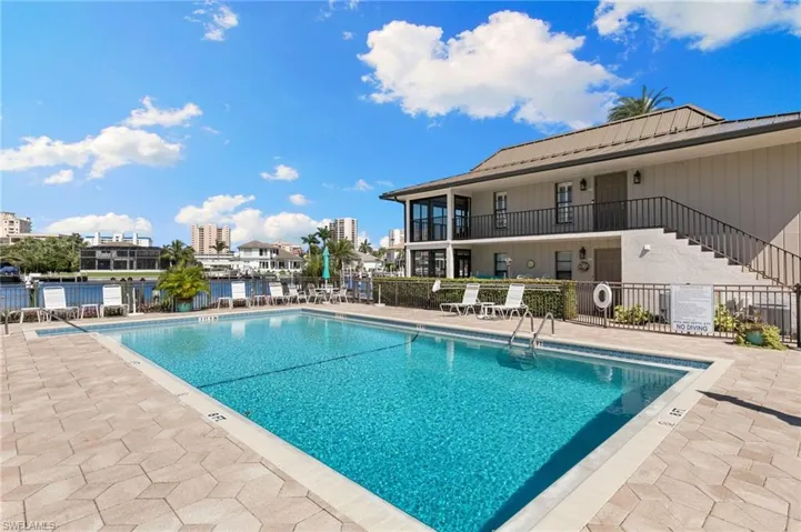 Gorgeous setting overlooking the water