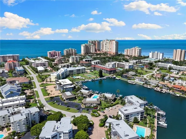 Easy access to south beach