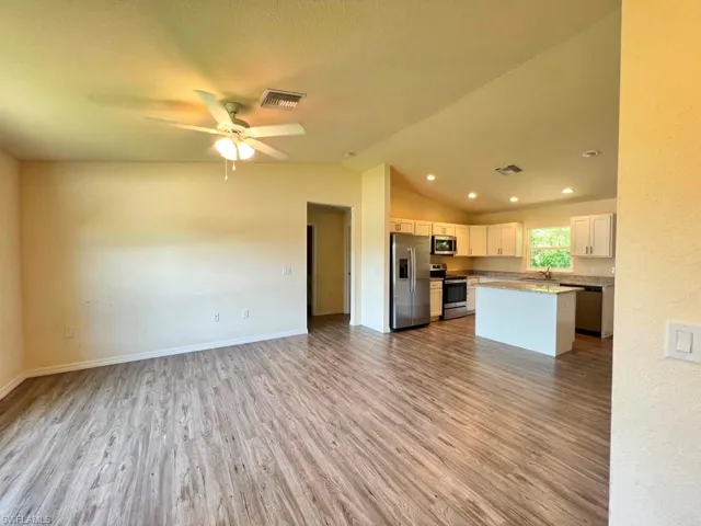 1173 E Benbow Cir, Labelle, Florida 33935