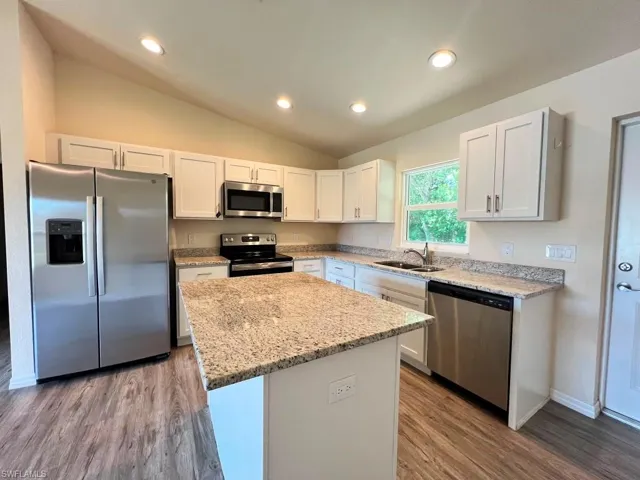 1173 E Benbow Cir, Labelle, Florida 33935