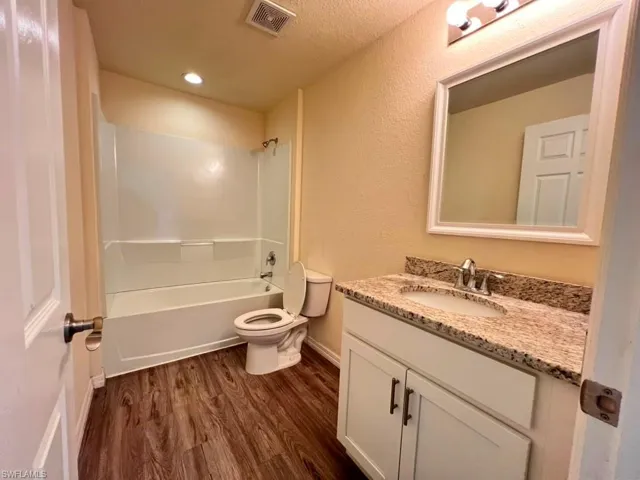 1173 E Benbow Cir, Labelle, Florida 33935