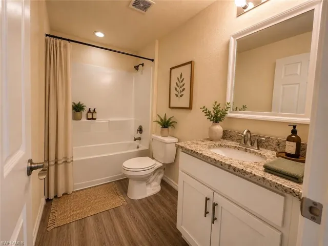 1173 E Benbow Cir, Labelle, Florida 33935