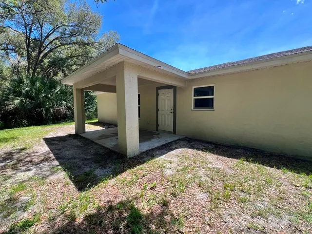 1173 E Benbow Cir, Labelle, Florida 33935