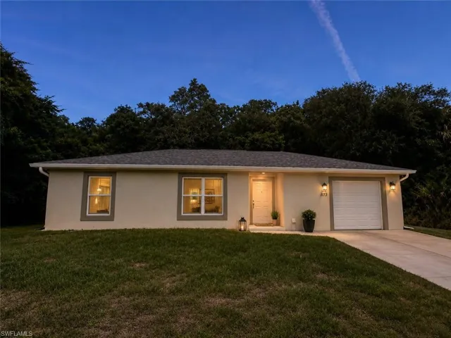 1173 E Benbow Cir, Labelle, Florida 33935