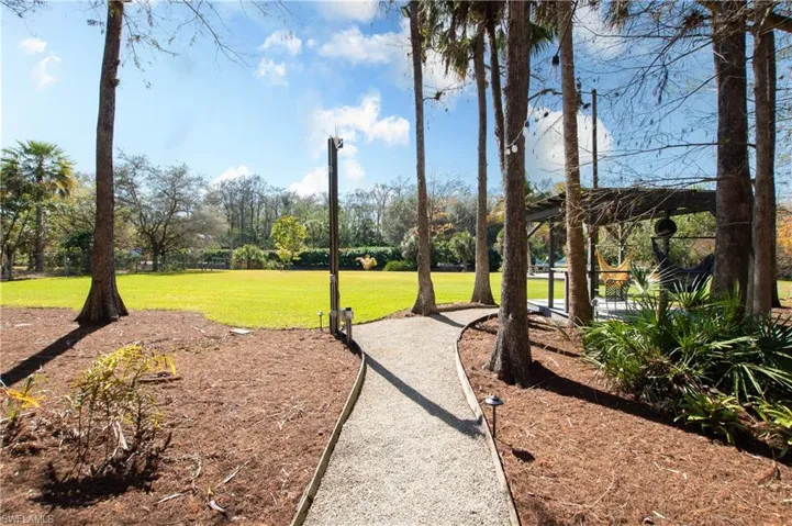 2240  16th SW AVE, Naples, FL 34117