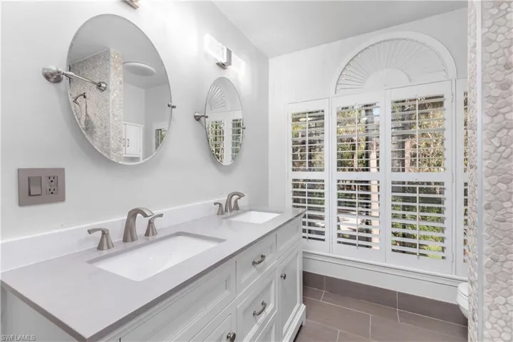 Guest Bathroom on 2nd Floor