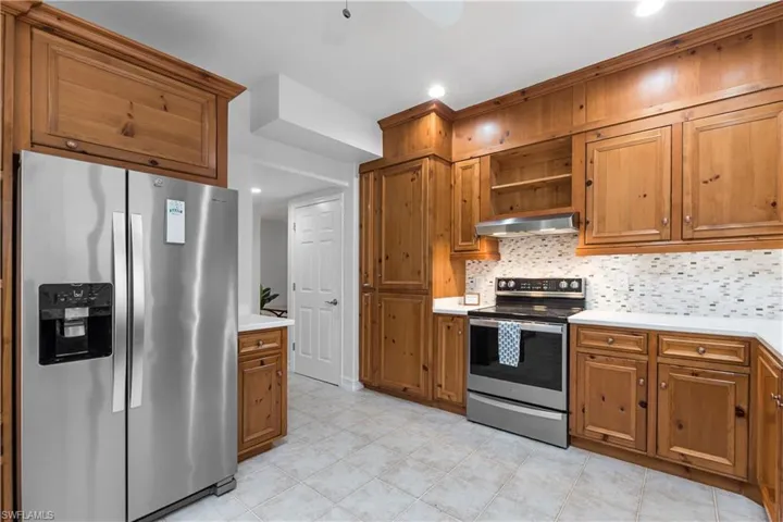 2240  16th SW AVE, Naples, FL 34117