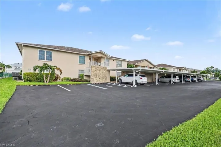 1317 Se 46th Ln 104, Cape Coral, Florida 33904