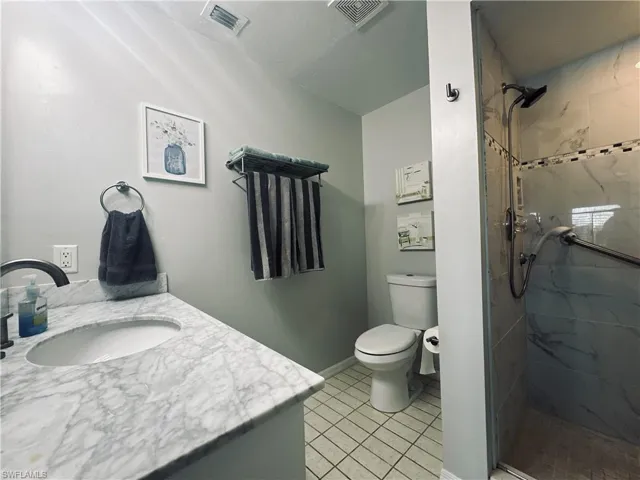 11300 Caravel Cir # 204, Fort Myers Fl 33908