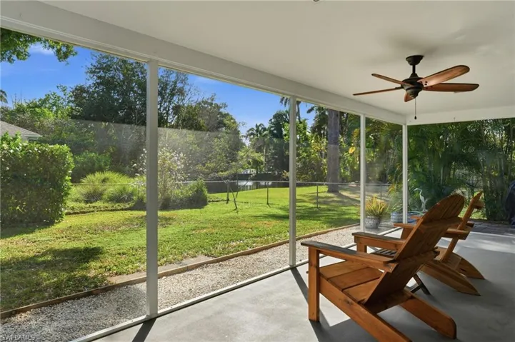 2500  10th N ST, Naples, FL 34103