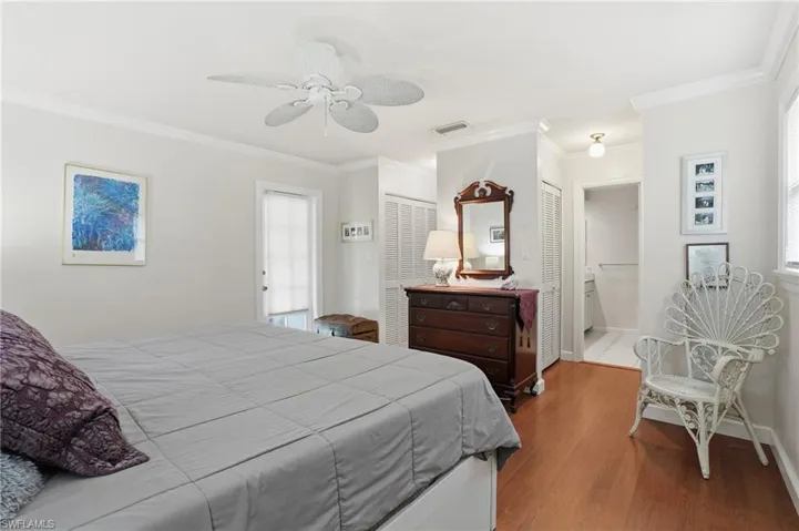 2500  10th N ST, Naples, FL 34103
