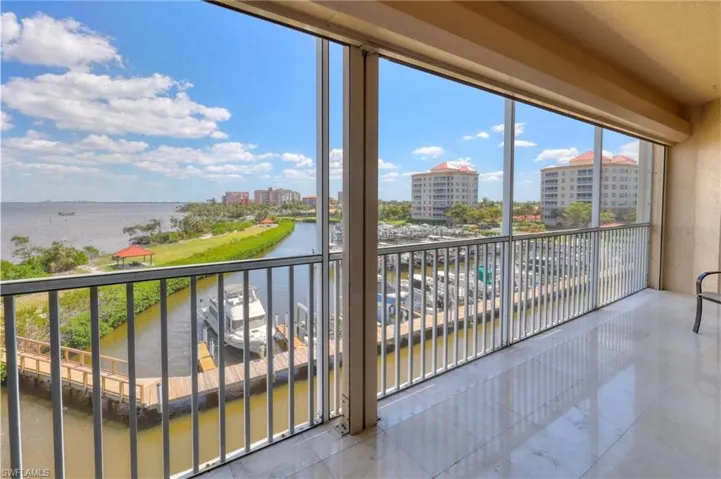 Views of the Marina!