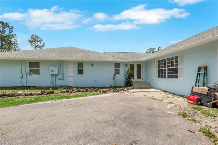 521 31st St Sw, Naples, Florida 34117