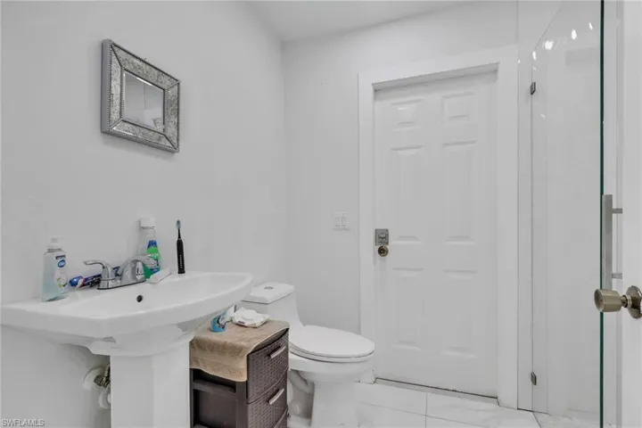 521 31st St Sw, Naples, Florida 34117