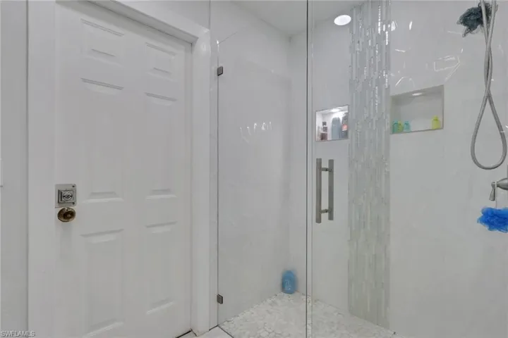 521 31st St Sw, Naples, Florida 34117