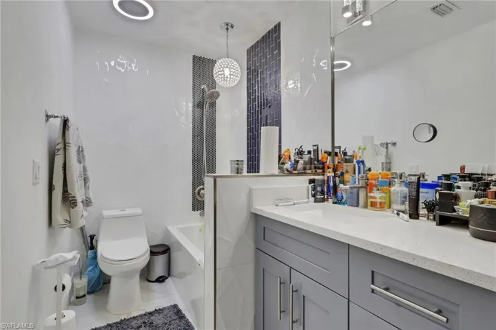 521 31st St Sw, Naples, Florida 34117