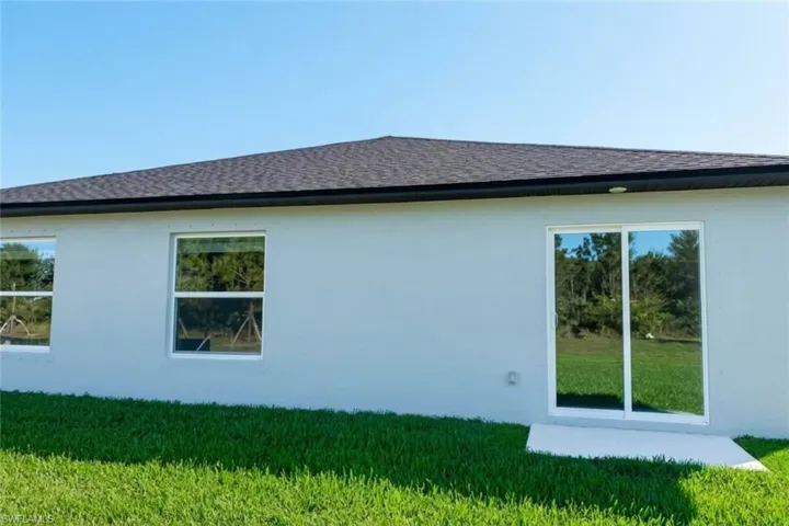 17361 Cantu Ct, North Fort Myers, Florida 33917