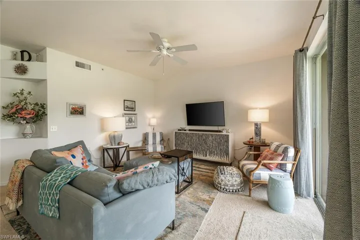 2875  Cypress Trace  CIR, Naples, FL 34119