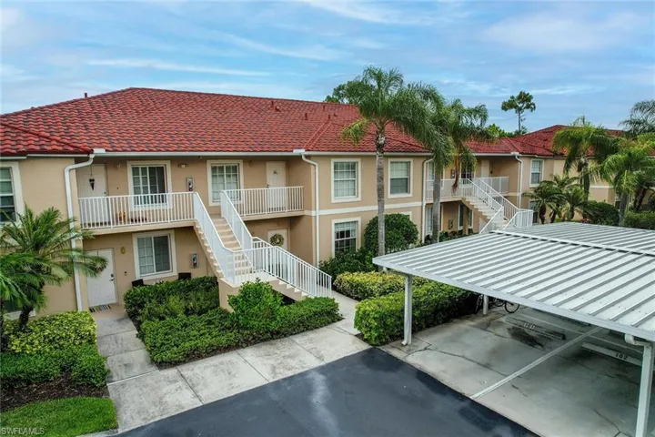 2875  Cypress Trace  CIR, Naples, FL 34119