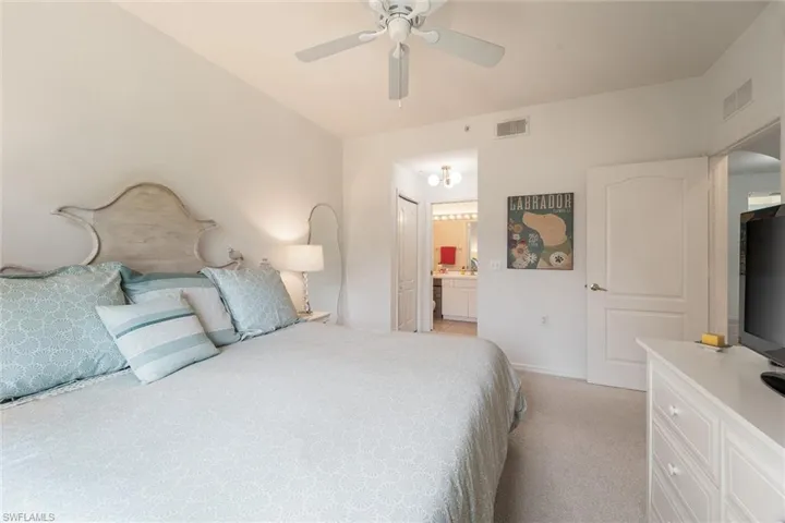 2875  Cypress Trace  CIR, Naples, FL 34119