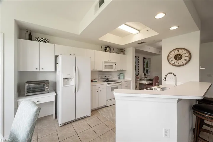 2875  Cypress Trace  CIR, Naples, FL 34119
