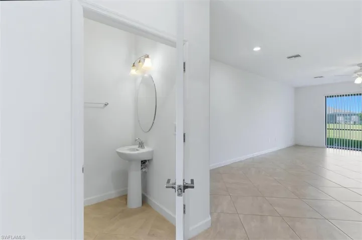 14126 Pine Lodge Ln, Fort Myers, Florida 33913