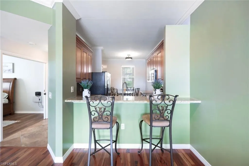 360 Robin Hood CIR, Naples, FL 34104,224027346