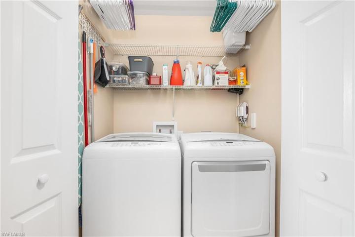 Full Size Laundry (in residence)