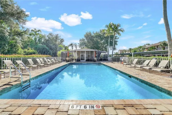 Country Glen pool