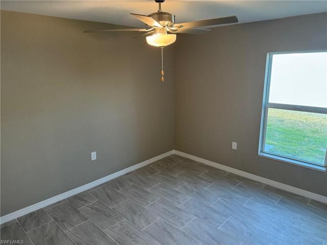 1640 NW 2nd  ST, Cape Coral, FL 33993