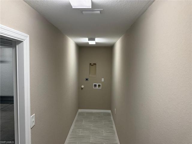 1640 NW 2nd  ST, Cape Coral, FL 33993