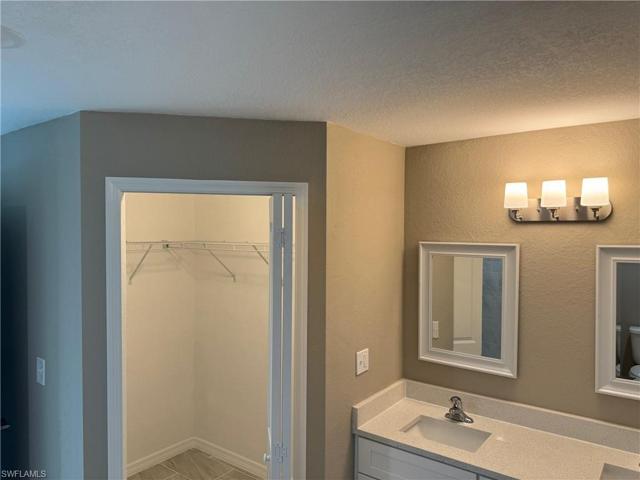 1640 NW 2nd  ST, Cape Coral, FL 33993