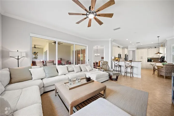 9205  Museo  CIR, Naples, FL 34114