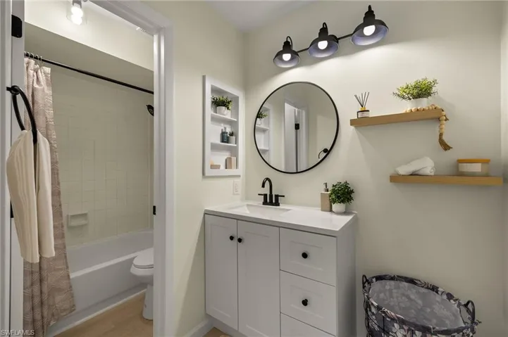 13118 Feather Sound Dr # 215, Fort Myers, Florida 33919