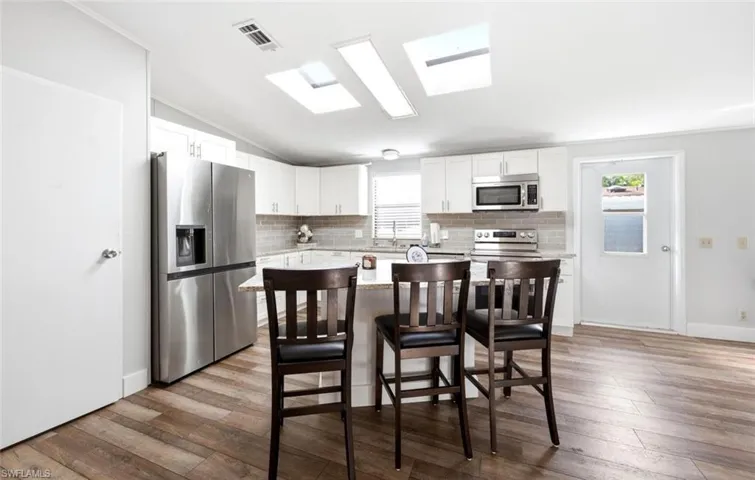 173 Belle Isle Cir, Naples, Florida 34112
