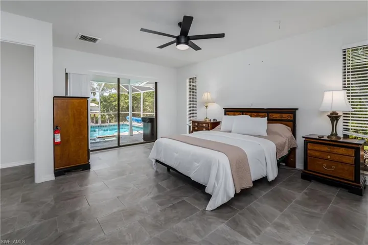 661 Valley Dr, Bonita Springs, Florida 34134