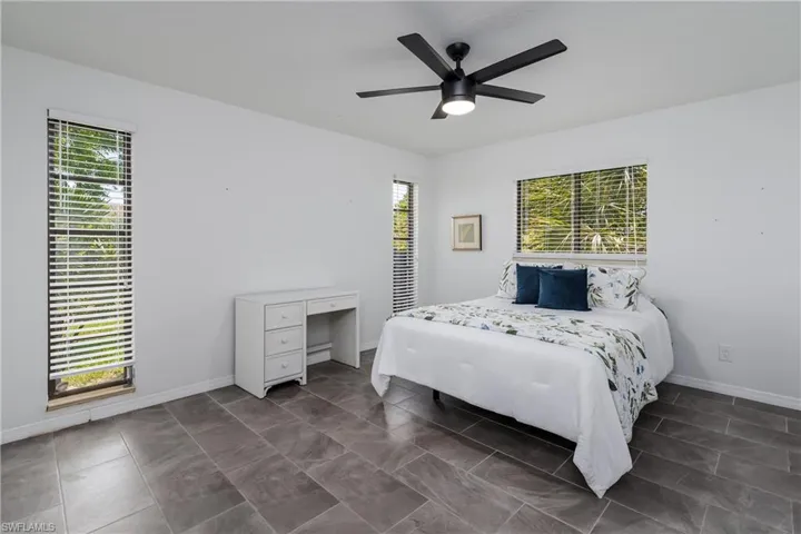661 Valley Dr, Bonita Springs, Florida 34134
