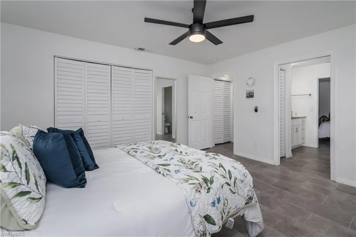 661 Valley Dr, Bonita Springs, Florida 34134