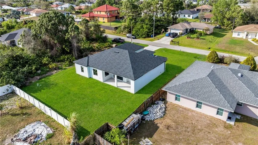 Bird's eye view with a residential view