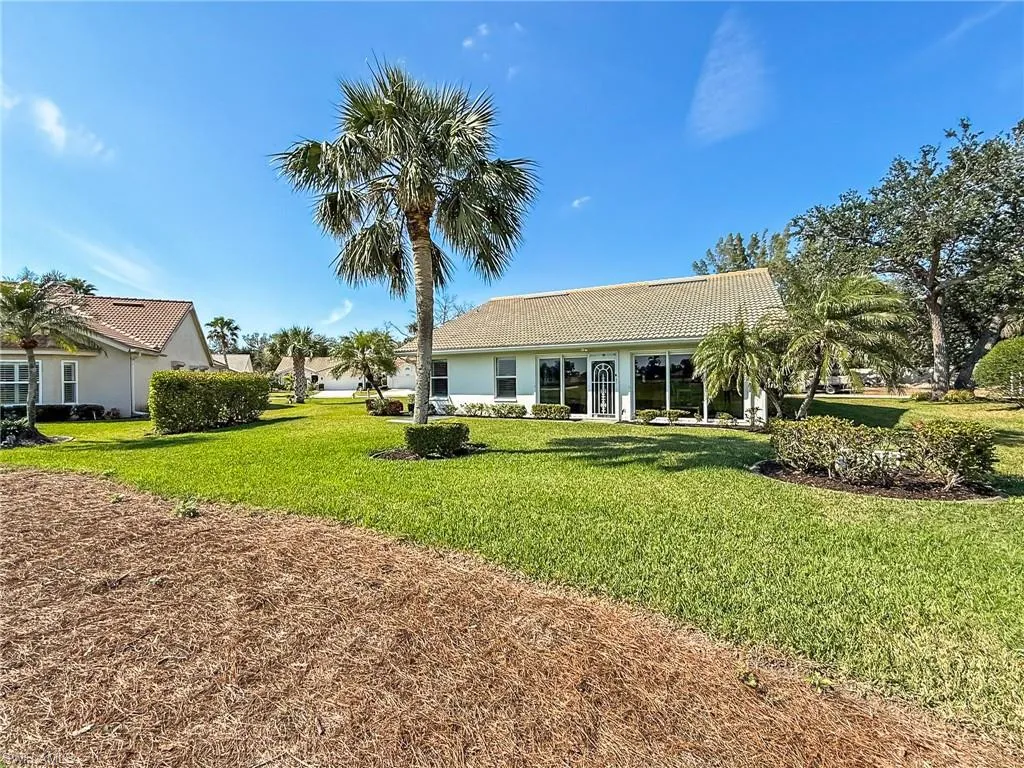 16101 Kelly Woods DR, Fort Myers, FL 33908,225015127