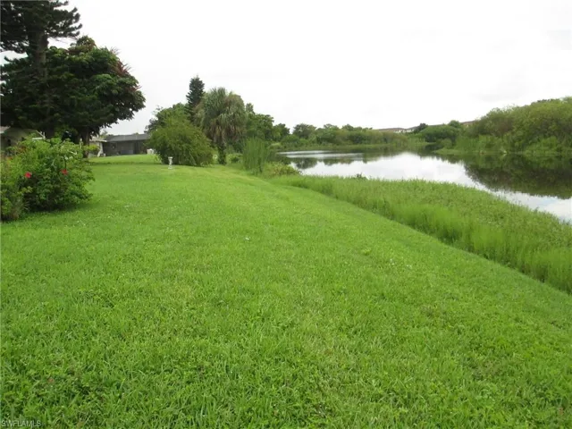 841 41st St, Cape Coral, Florida 33904