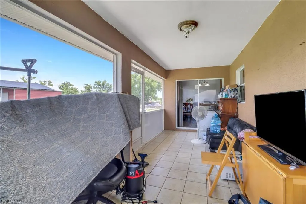 4110 24th ST, Lehigh Acres, FL 33976,225063071