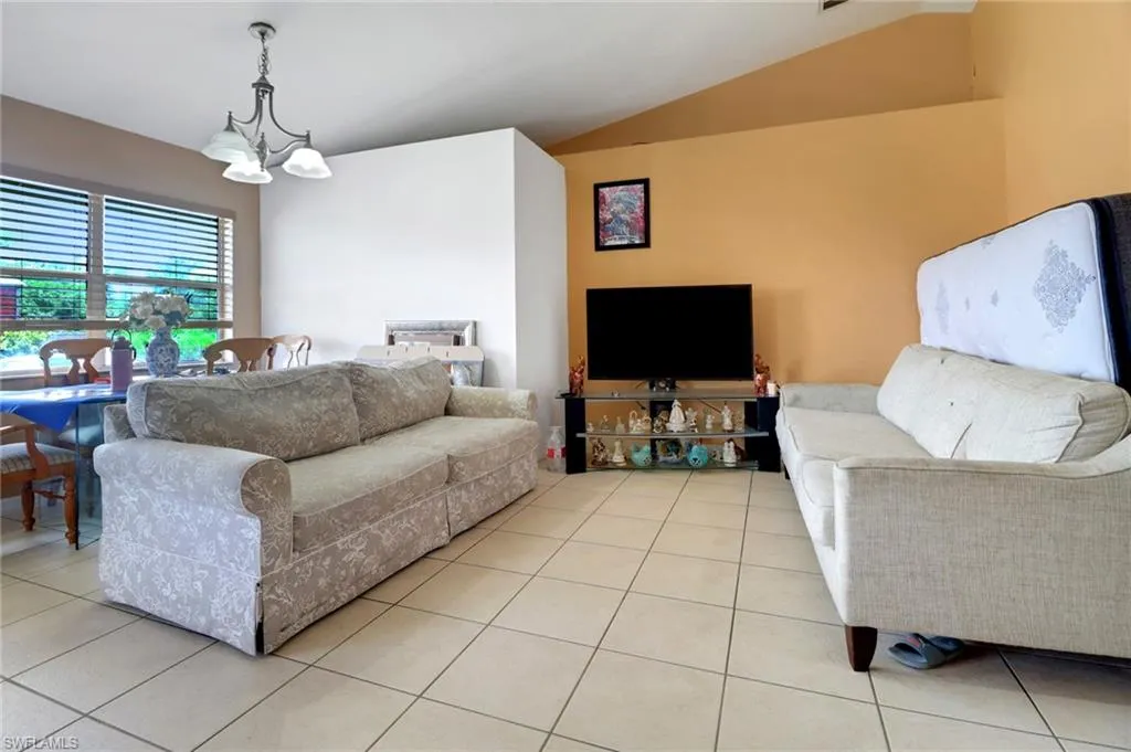 4110 24th ST, Lehigh Acres, FL 33976,225063071