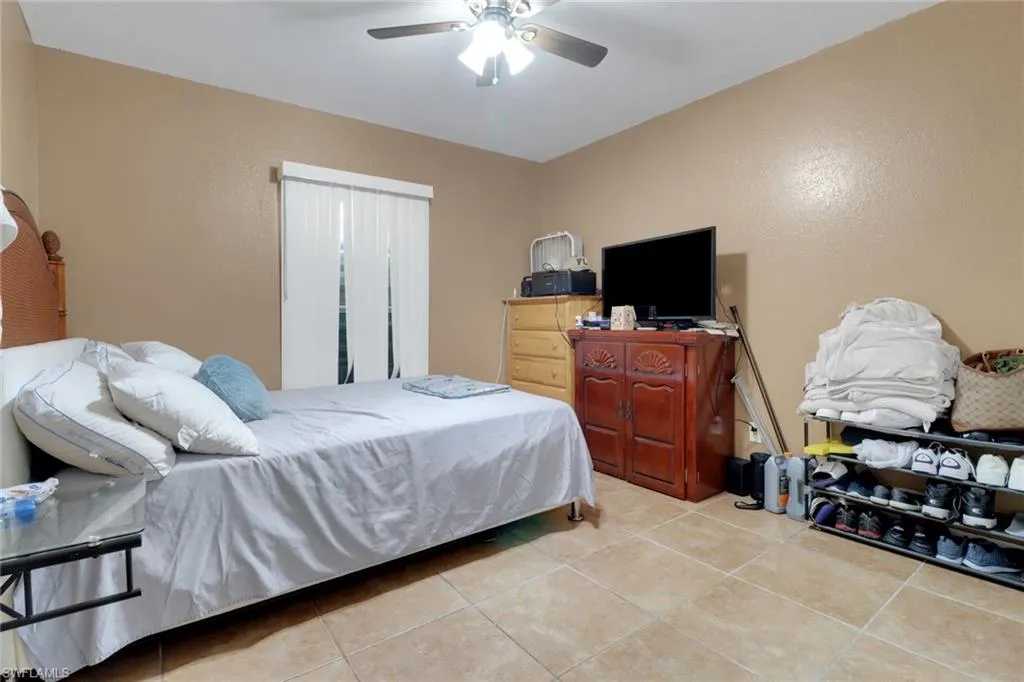 4110 24th ST, Lehigh Acres, FL 33976,225063071
