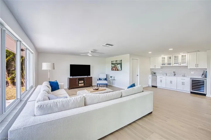 Living area with view to wet bar