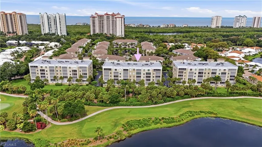 7671 Pebble Creek Cir 204, Naples, Florida 34108