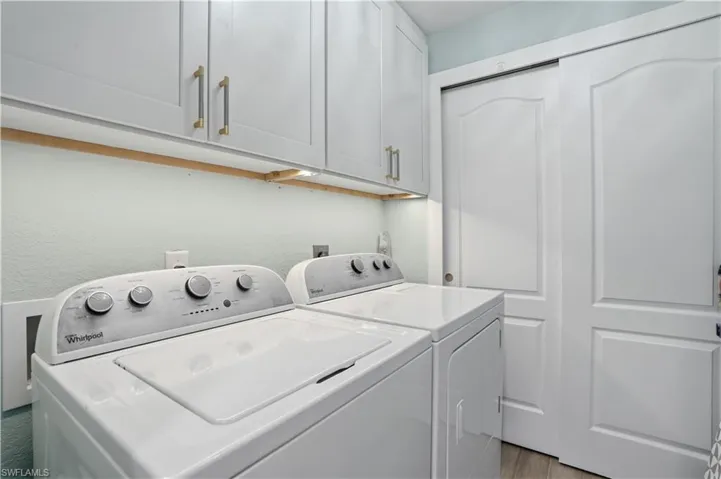 7671 Pebble Creek Cir 204, Naples, Florida 34108